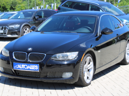 BMW 335 335Xi 3,0 i  R6 4x4 225 kW